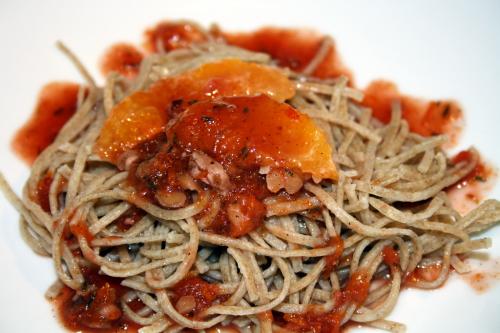 Pasta an Limetten-Orangensauce mit Waln&uuml;ssen