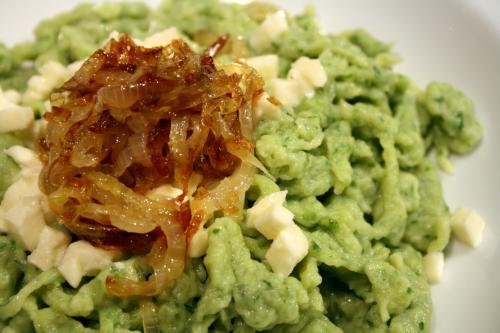B&auml;rlauchsp&auml;tzle mit Mozzarella